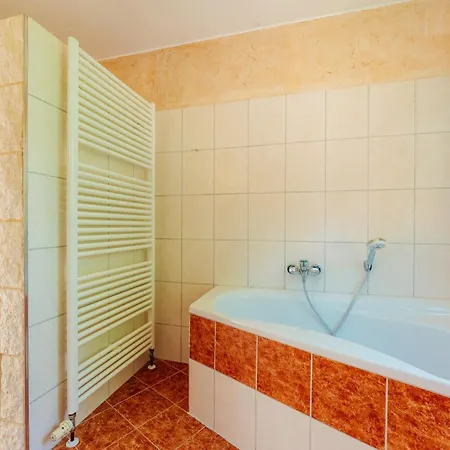 Falkennest Semesterbostad