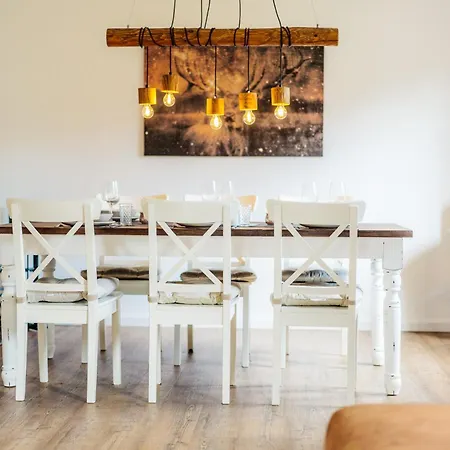 Falkennest Ferienhaus *